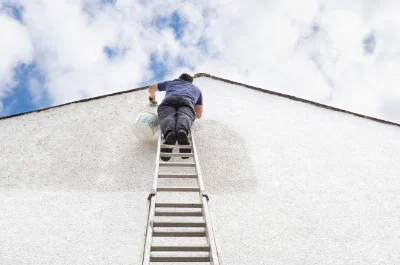 Peinture extérieure à la Chapelle-Saint-Aubert — façades et ravalement